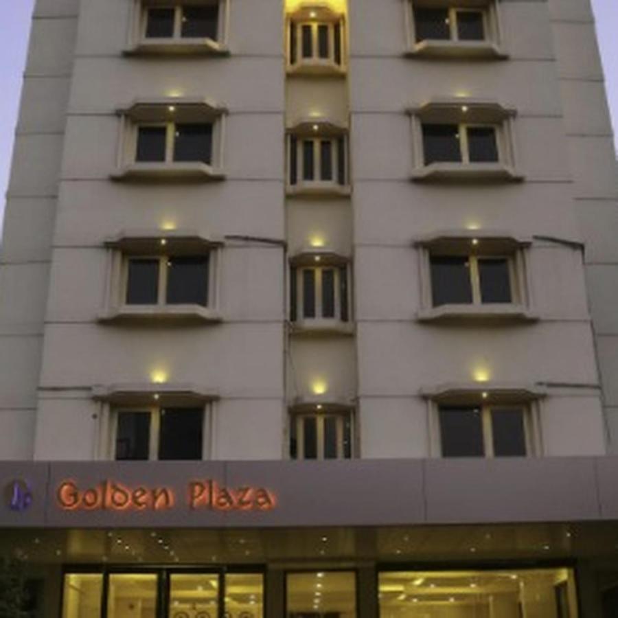 Golden Plaza Hotel Ахмедабад Екстериор снимка